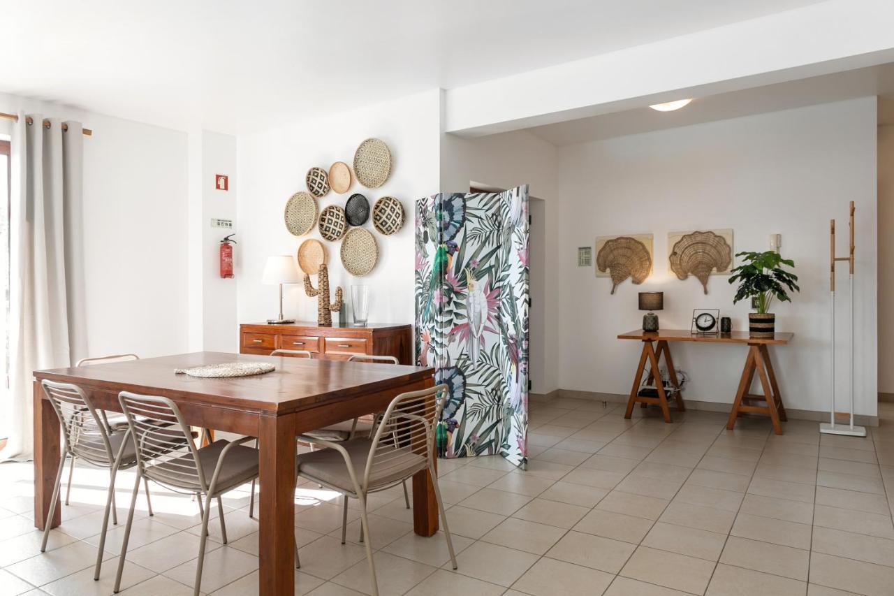 Villa Lantana Vau  Luaran gambar